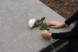 Sepultamento ou cremação? Como fazer a melhor escolha.